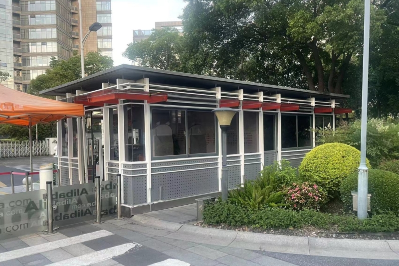 2014年兩個保安崗亭,經(jīng)過10年還完好無損,質(zhì)量杠杠的！！